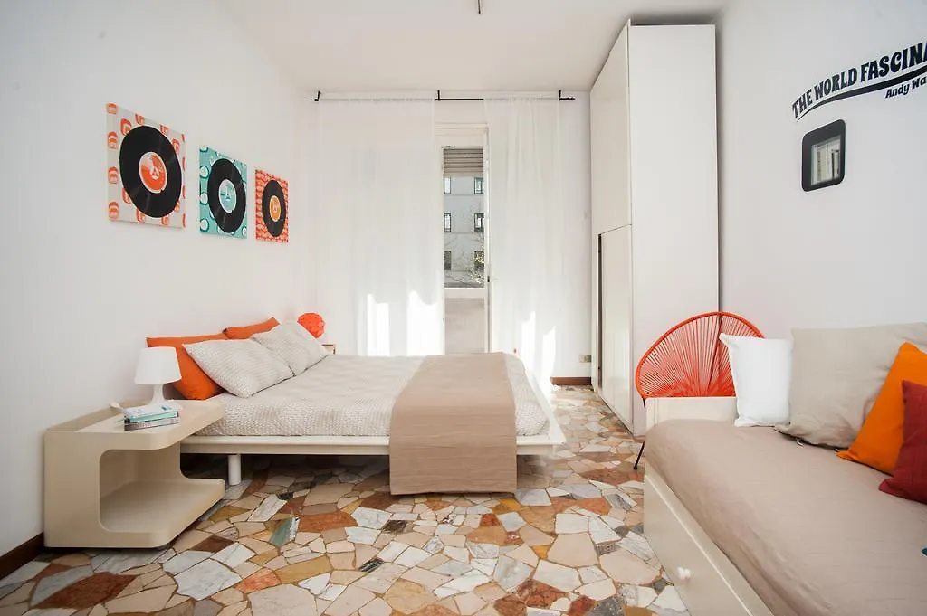 The Best Rent - The Vintage Apartment Milan Italy